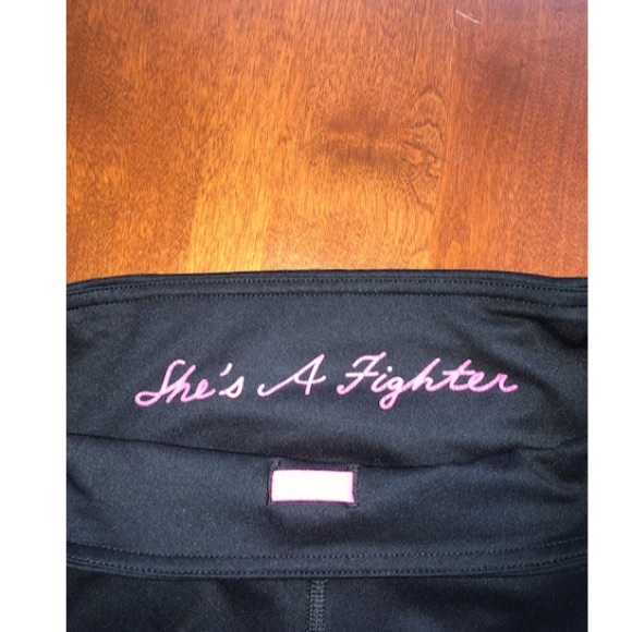 UA Breast Cancer Capris - Picture 4 of 7